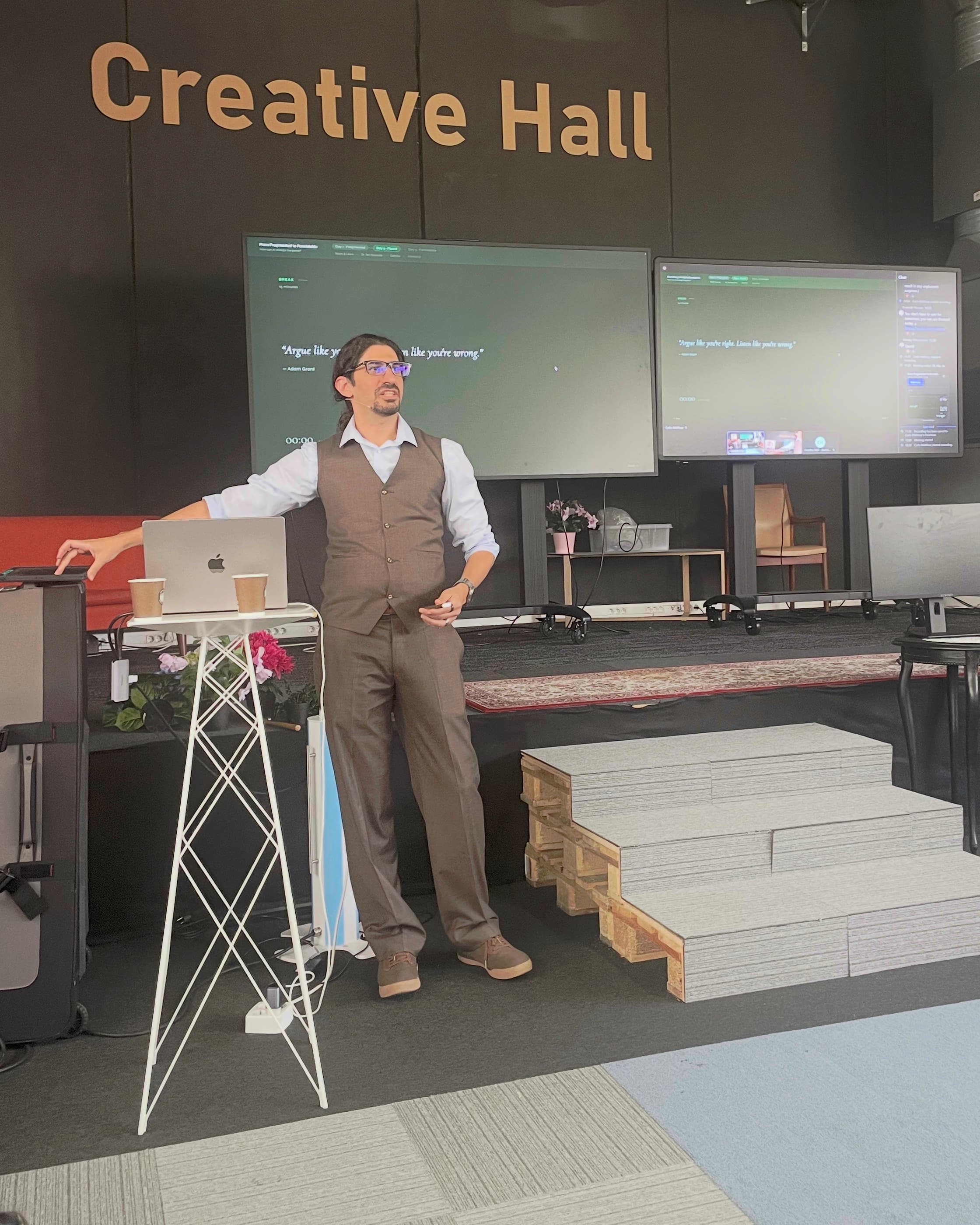 Carlo Mahfouz leading a workshop at Laerdal